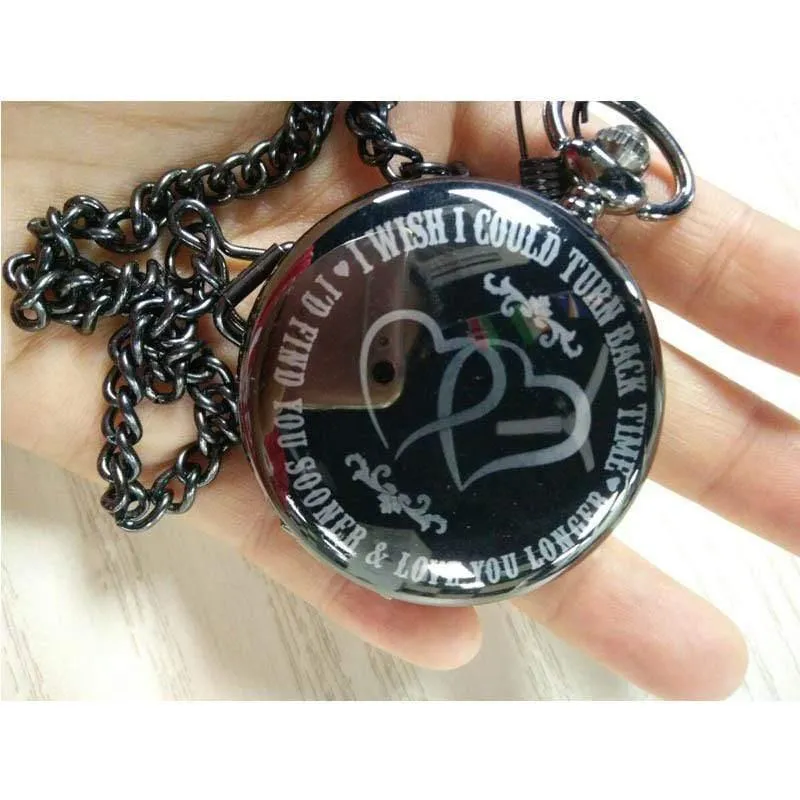 Retro Black Smooth Quartz Einzigartige gravierte Custom LOVE Taschenuhr mit 30cm Ketten Geschenkbox