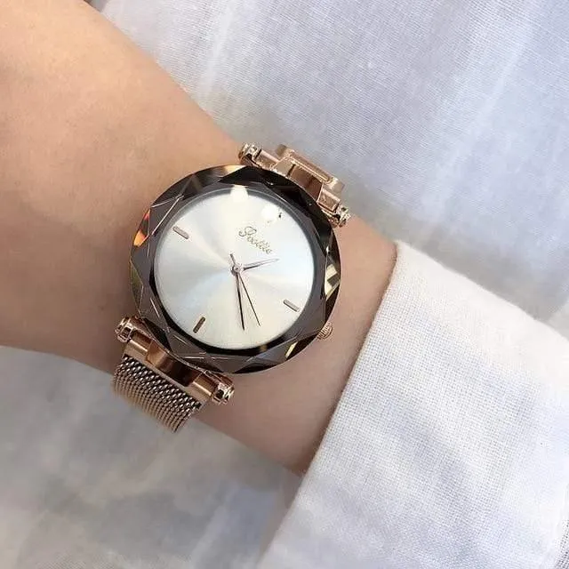 Dame kristall uhr magnetschnalle frauen kleiden uhr mode quarzuhr weiblichen edelstahl armbanduhren