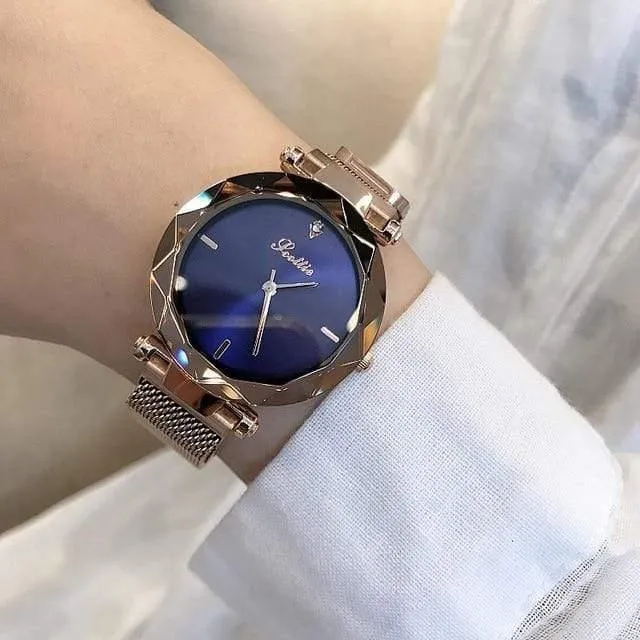 Dame kristall uhr magnetschnalle frauen kleiden uhr mode quarzuhr weiblichen edelstahl armbanduhren