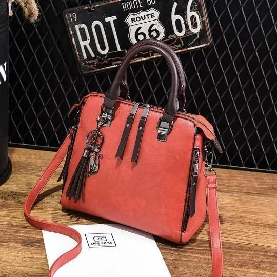 Vintage Leder Damen Handtaschen Frauen Messenger Bags TotesTassel Designer Umhängetasche Umhängetasche Boston Handtaschen Heißer Verkauf