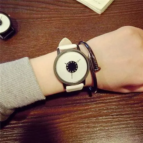 Uhren Herren Damen Quarzuhr Neues Design Einzigartige Lovers-Armbanduhr Casual Schwarz Weiß Uhr Lederband