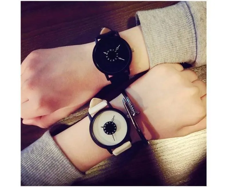 Uhren Herren Damen Quarzuhr Neues Design Einzigartige Lovers-Armbanduhr Casual Schwarz Weiß Uhr Lederband