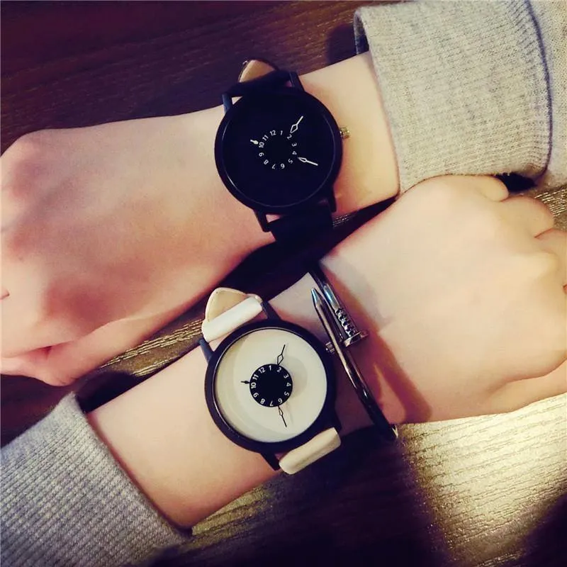 Uhren Herren Damen Quarzuhr Neues Design Einzigartige Lovers-Armbanduhr Casual Schwarz Weiß Uhr Lederband