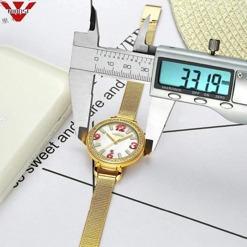 Frauen Uhr Damen Mode Gold Legierung Armband Quarz Uhren Casual Dame Wasserdichte Armbanduhr Relogio feminino