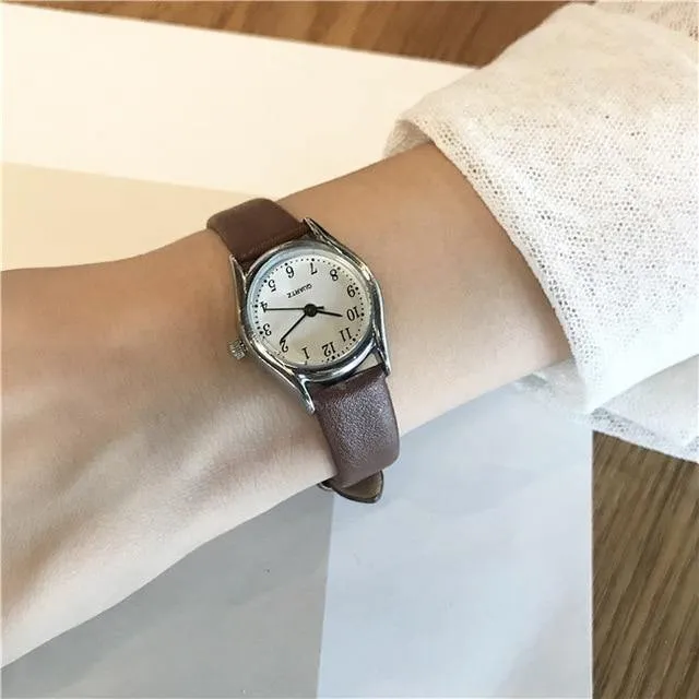 Damenuhren, koreanische Version, lässig, Quarzuhr, Damenuhr der Marke BGG, Retro-Armbanduhren mit Lederband