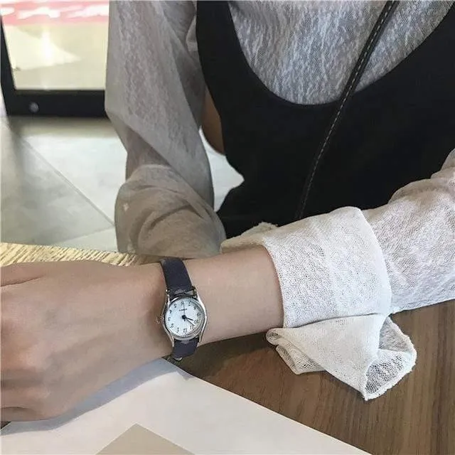 Damenuhren, koreanische Version, lässig, Quarzuhr, Damenuhr der Marke BGG, Retro-Armbanduhren mit Lederband