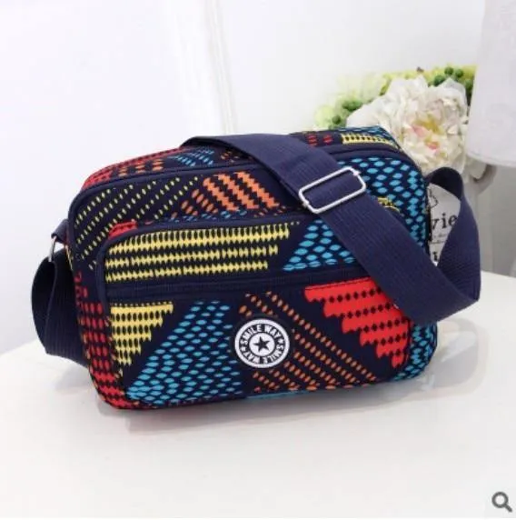 Frauen Fashion Solid Farbe Zipper Wasserdichte Nylon Schulter Tasche Weiblichen Umhängetasche Damen Bolsa Feminina Wasserdichte Reisetasche