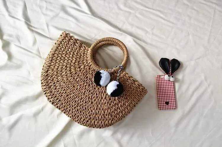 Sommer handgefertigte Taschen Frauen Pompon Strand Weben Damen Stroh Tasche gewickelt Strandtasche mondförmige Tasche