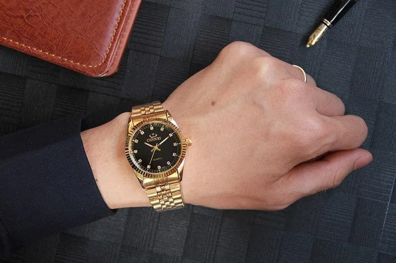 Gold Paar Uhr Frauen Männer Schwarz Luxus Goldenen Edelstahl Business Kleid Liebhaber Armbanduhr Wasserdicht 2 Stück