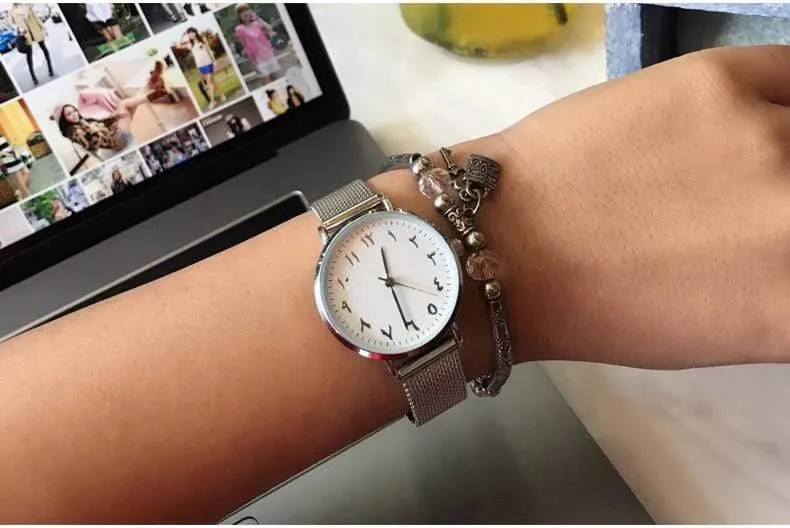 Einzigartige arabische Zahlen, weiß, schwarz, Liebhaberuhr, Mesh-Stahlgürtel, Herren- und Damen-Quarz-Armbanduhr