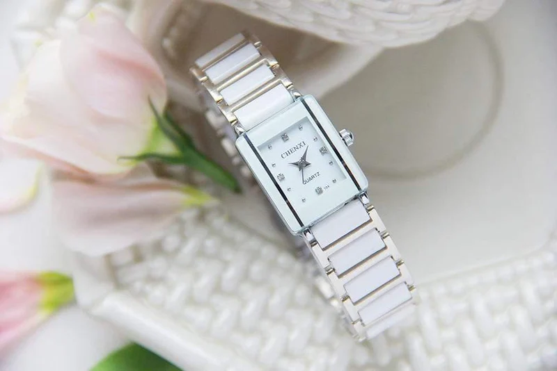 Modische Paaruhren für Damen und Herren, Armbanduhr für Liebhaber, einzigartig, Strass, Keramik, schwarz, lässig, Quarz, bestes Geschenk, 2 Stück