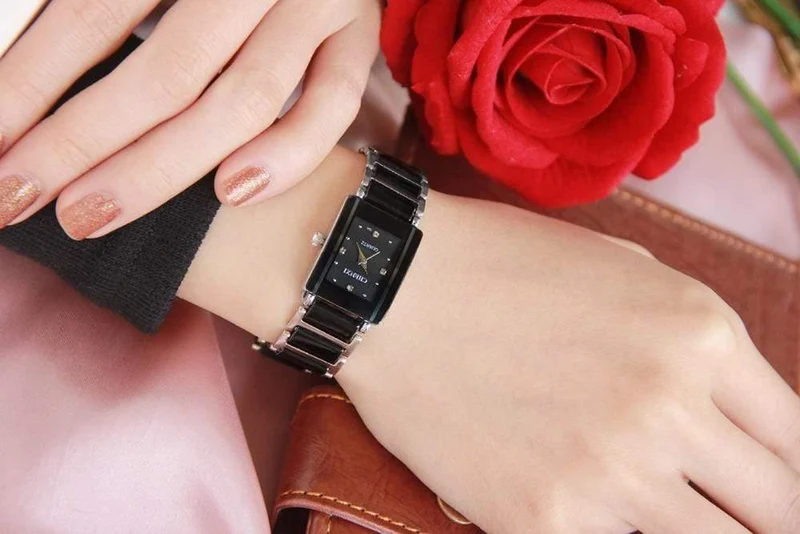 Modische Paaruhren für Damen und Herren, Armbanduhr für Liebhaber, einzigartig, Strass, Keramik, schwarz, lässig, Quarz, bestes Geschenk, 2 Stück