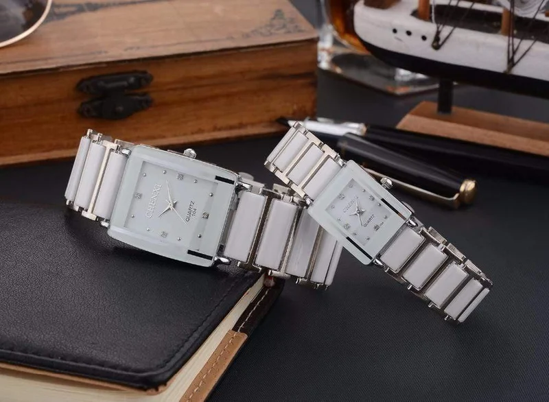 Modische Paaruhren für Damen und Herren, Armbanduhr für Liebhaber, einzigartig, Strass, Keramik, schwarz, lässig, Quarz, bestes Geschenk, 2 Stück