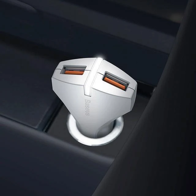 Baseus Quick Charge 3.0 Autoladegerät 5V3A QC3.0 Turbo-Schnelllade-Autoladegerät Dual-USB-Autoladegerät für Mobiltelefone für iPhone 8 7