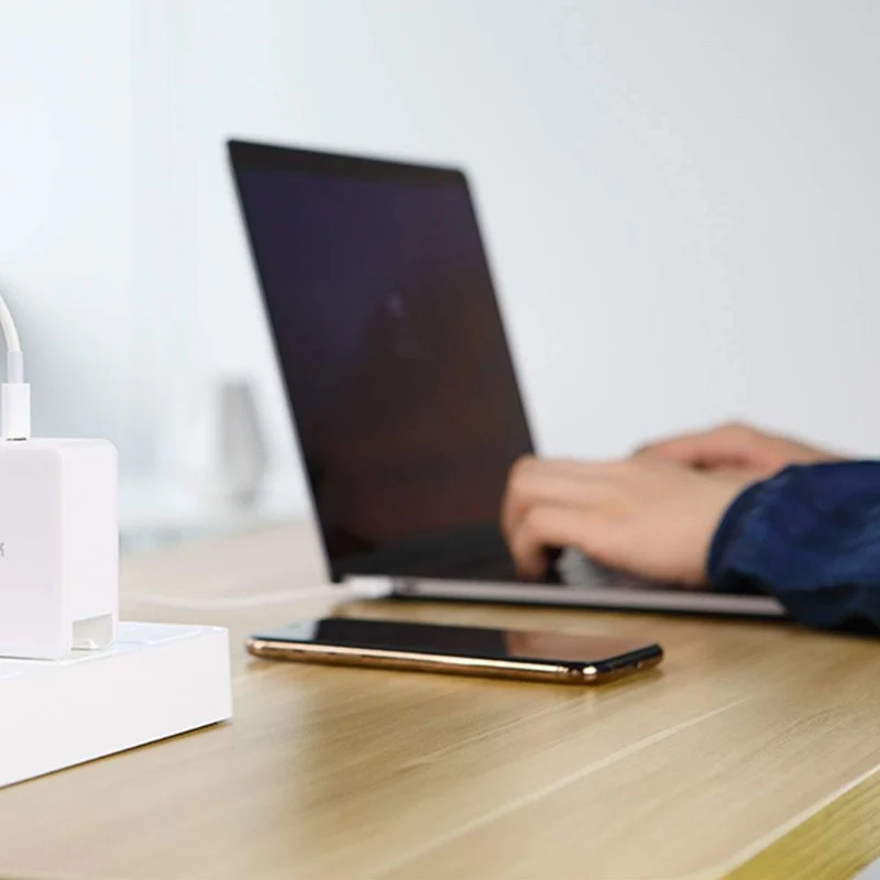 ROCK PD 45W Dual-USB-Ladegerät Schnellladung US-Stecker für iPhone XS Max XR X 8 plus USB-PD-Schnellladegerät Typ C für Mobiltelefone