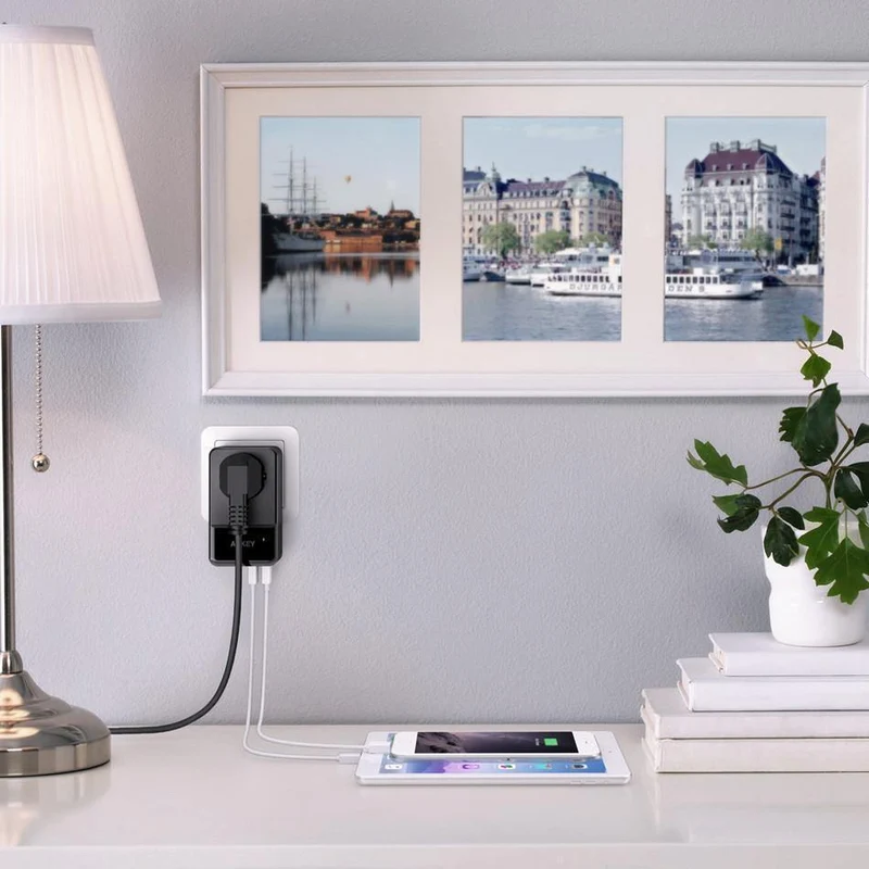 Handy-Ladegerät 4 Port Smart-Ladegerät USB Portable Travel Charge Mit eingebauter EU-Buchse für Xiaomi iPhone Huawei