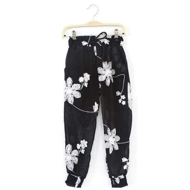Kindermode Mädchen Kleidung Sets 2 Stück Weiße Spitzenbluse Top & Schwarze Blumen Hosen Set für Mädchen im Teenageralter Kleidung Set