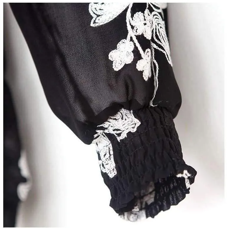 Kindermode Mädchen Kleidung Sets 2 Stück Weiße Spitzenbluse Top & Schwarze Blumen Hosen Set für Mädchen im Teenageralter Kleidung Set