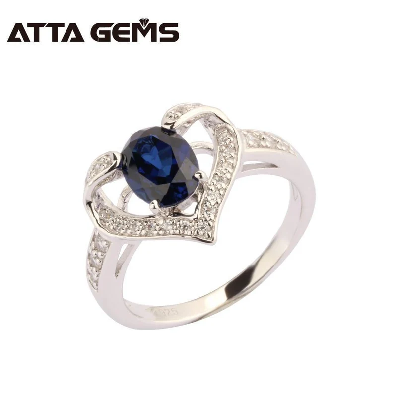 Blauer Saphir-Silberring. 1.5 Karat Saphir-Ring aus massivem Silber. Kurzes und modisches Design