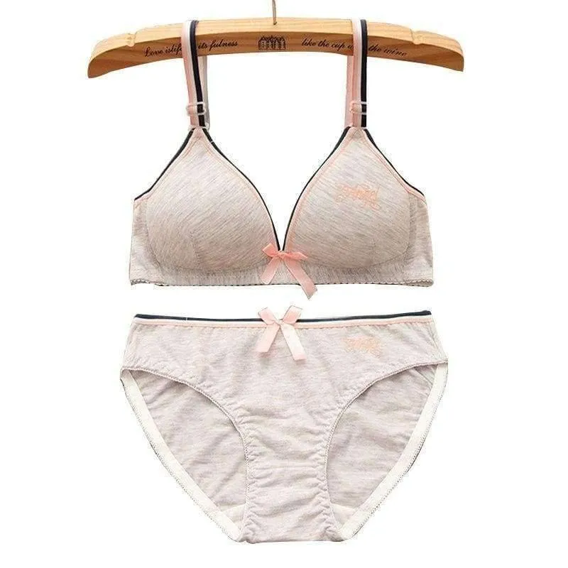 2Pcs / Set Teenager Mädchen Kleidung Unterwäsche Sexy BHs Für Mädchen 12 / 14 / 16Y Büstenhalter Slips Baumwolle Trainings BH KW26