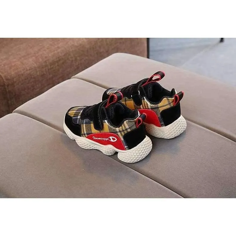 Fashion New top fashion boys girls shoes comfortable breathable cool children sneakers casual baby kids shoes cute infant tennis