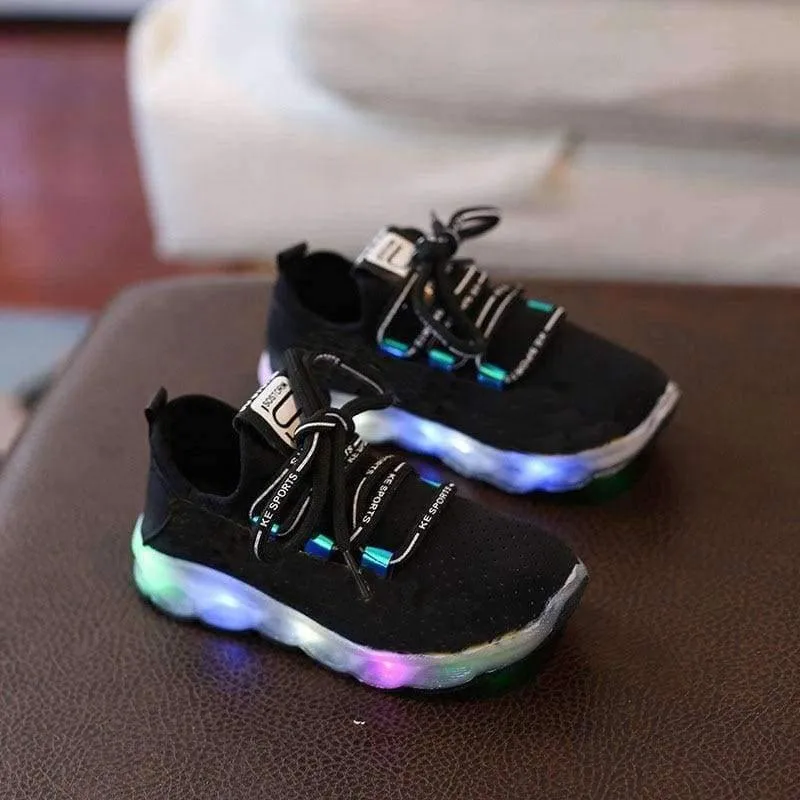 Modische Schnürschuhe für Jungen und Mädchen, leuchtende, leuchtende Turnschuhe für Kinder, atmungsaktiv, heiße Verkäufe für Kinder, Babyschuhe