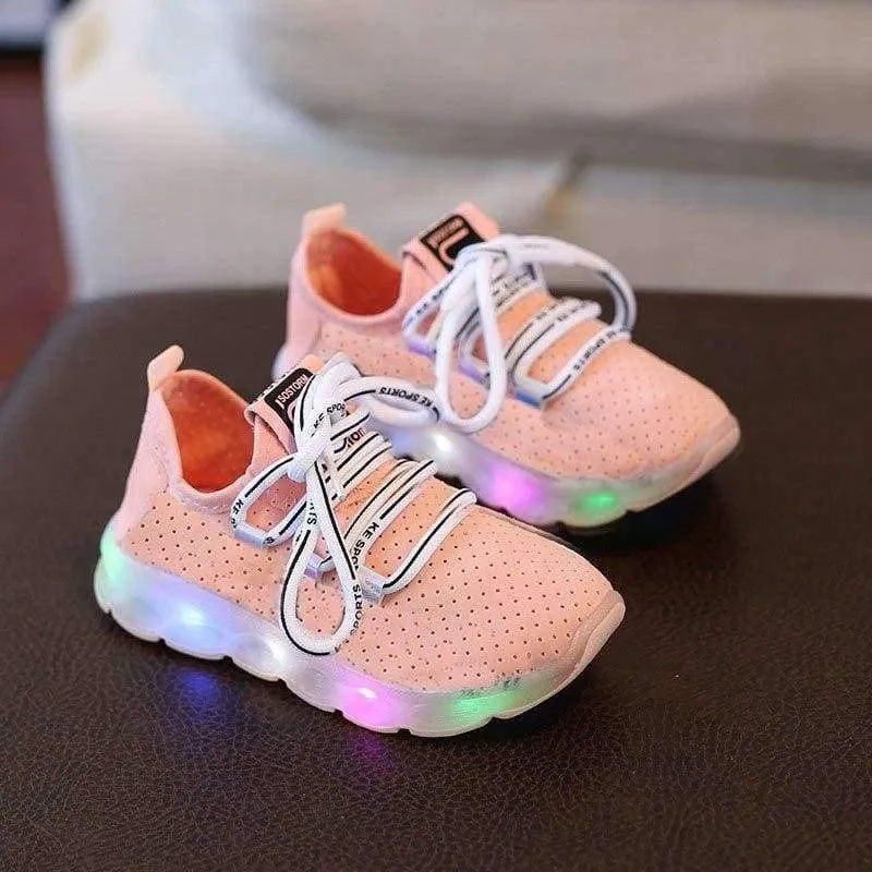 Modische Schnürschuhe für Jungen und Mädchen, leuchtende, leuchtende Turnschuhe für Kinder, atmungsaktiv, heiße Verkäufe für Kinder, Babyschuhe