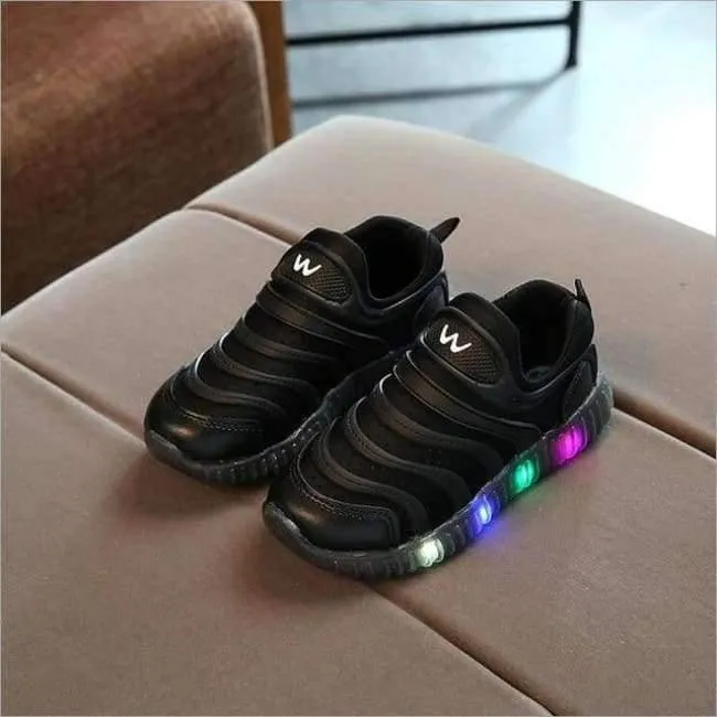 Coole, weiche, süße Baby-Kleinkind-Slipper für Frühling/Herbst. Schöne Baby-Laufschuhe mit LED-Beleuchtung, Glitzer-Schuhe für Mädchen und Jungen