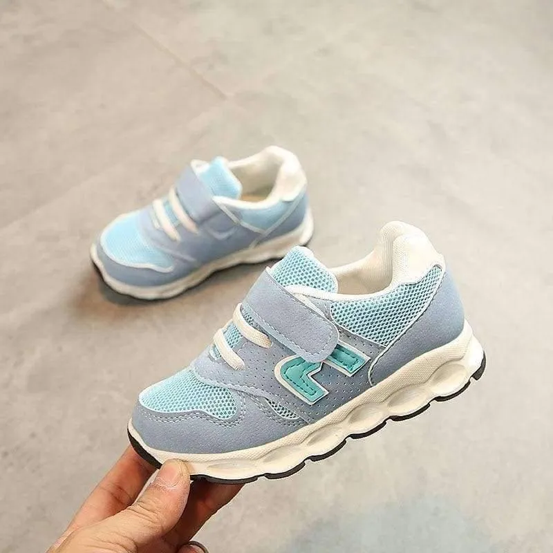 Europäische neue Markenmode Baby Mädchen Jungen Schuhe hochwertige Kinder Turnschuhe klassische leichte atmungsaktive Kinderschuhe