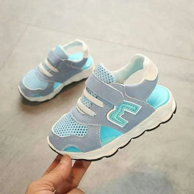 Europäische neue Markenmode Baby Mädchen Jungen Schuhe hochwertige Kinder Turnschuhe klassische leichte atmungsaktive Kinderschuhe