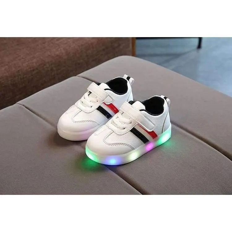 Arbeiten Sie kühle edle Schuhkinder reizende glühende Qualitätsbaby-Mädchenschuhsportkinder der LED um, die Turnschuhe laufen lassen