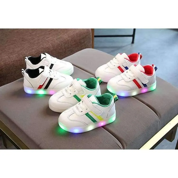 Arbeiten Sie kühle edle Schuhkinder reizende glühende Qualitätsbaby-Mädchenschuhsportkinder der LED um, die Turnschuhe laufen lassen