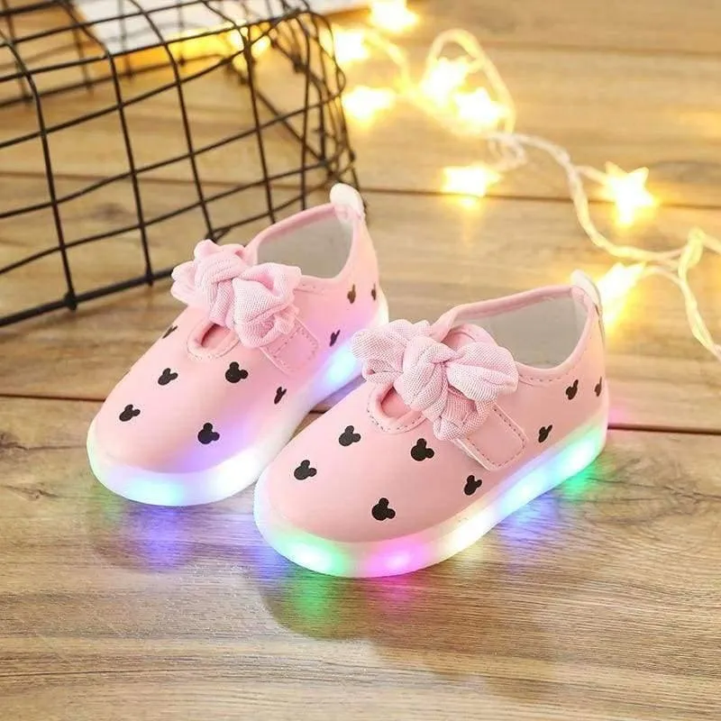 Arbeiten Sie kühle schnüren sich oben nette beiläufige Wanderer des breathable Babykleinkindes Süßigkeitfarbenbabys erste um Reizende Mädchen beschuht Turnschuhe