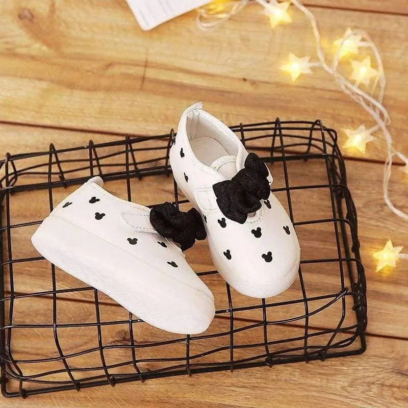 Arbeiten Sie kühle schnüren sich oben nette beiläufige Wanderer des breathable Babykleinkindes Süßigkeitfarbenbabys erste um Reizende Mädchen beschuht Turnschuhe