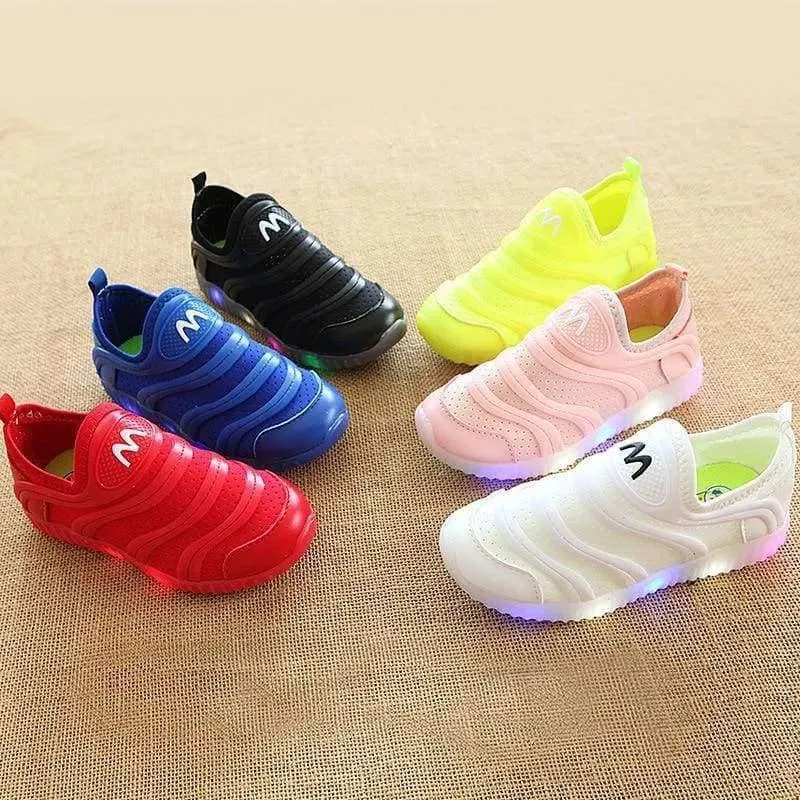 Arbeiten Sie bunte beleuchtete Kindschuhe LED reizende kühle neue Marke um, die kühle Kindturnschuhe beiläufige Baby-Mädchenschuhe sind