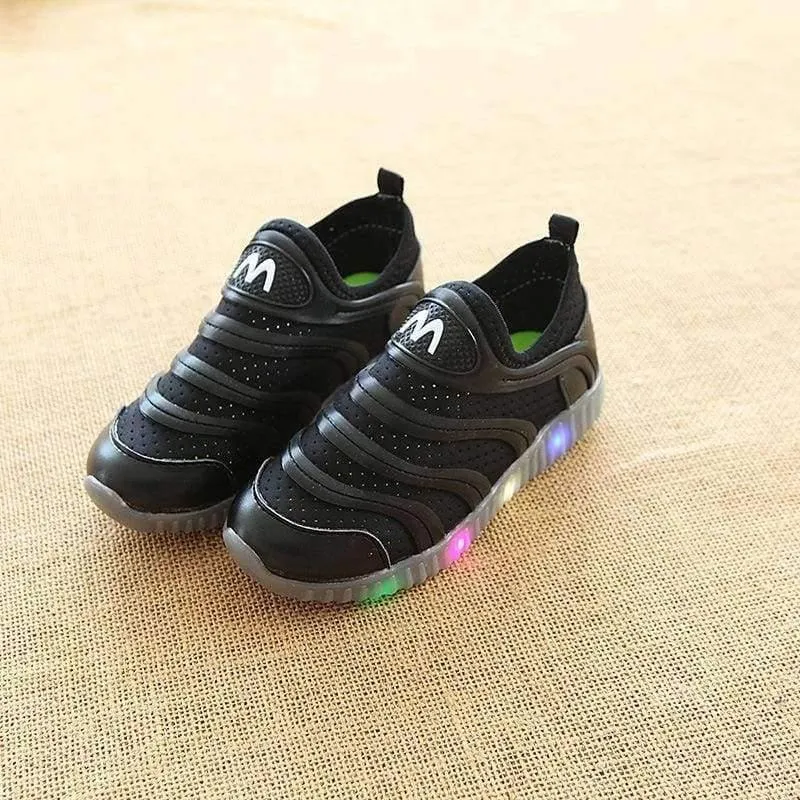 Arbeiten Sie bunte beleuchtete Kindschuhe LED reizende kühle neue Marke um, die kühle Kindturnschuhe beiläufige Baby-Mädchenschuhe sind