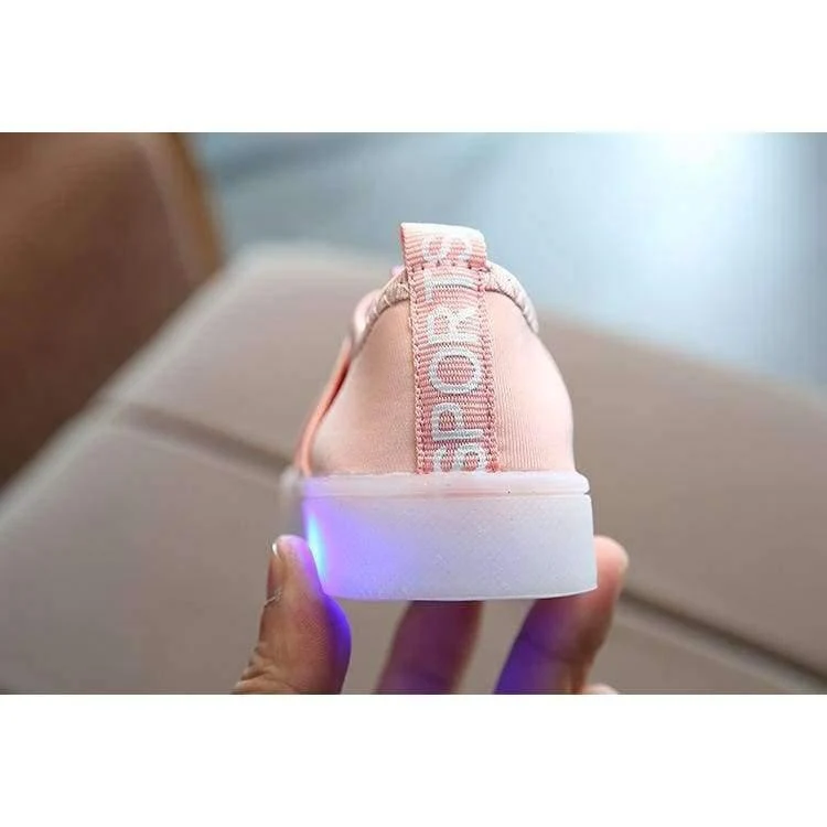 Unisexmädchenjungen beschuht LED beleuchtete Qualitätskindturnschuhe, die breathable Babykindschuhe shinning sind
