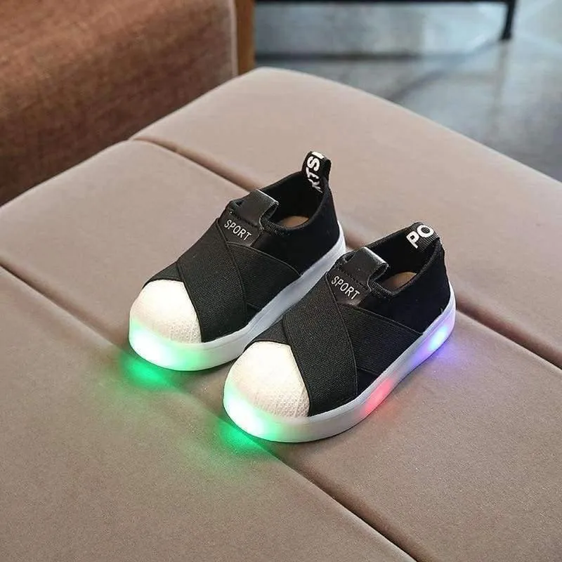 Unisexmädchenjungen beschuht LED beleuchtete Qualitätskindturnschuhe, die breathable Babykindschuhe shinning sind