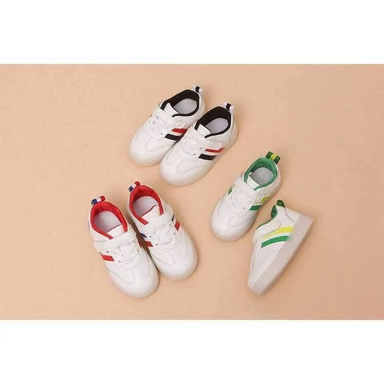 Mode Neue Marke Design LED-Schuhe cool Baby Mädchen Jungen Kleinkinder Shinning Beleuchtung Baby First Walker glühende Turnschuhe