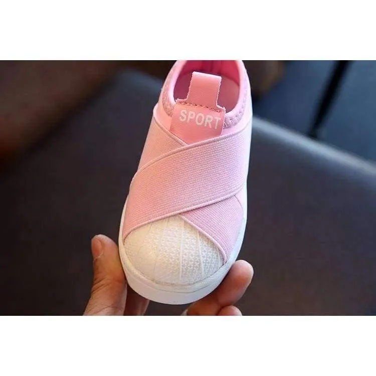 Kühle Normallackfreizeitschuhkinder atmungsaktives Segeltuch scherzt klassische nette Mädchenjungenunisexschuhturnschuhe