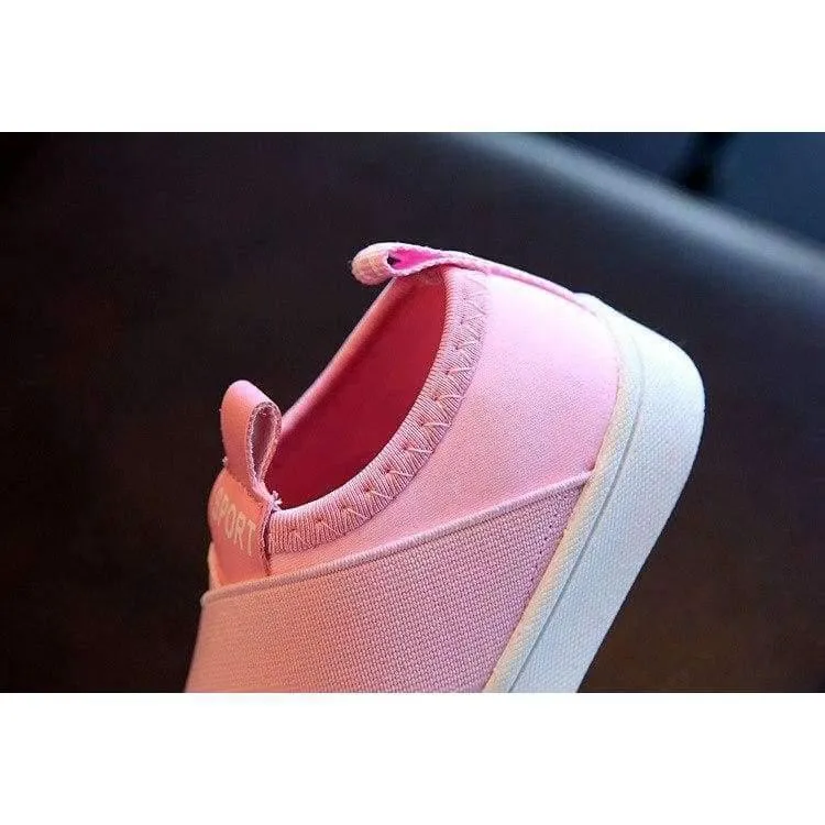 Kühle Normallackfreizeitschuhkinder atmungsaktives Segeltuch scherzt klassische nette Mädchenjungenunisexschuhturnschuhe