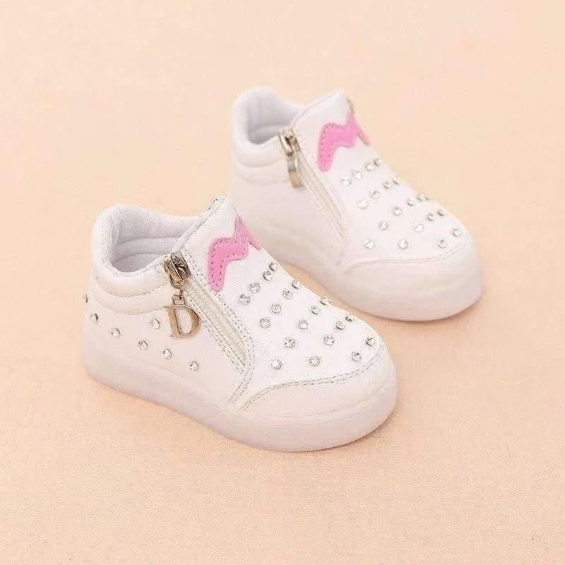 Mode beleuchtete bunte Kinderturnschuhe Kühle Babykleinkind-erste Wanderer der hohen Qualität beiläufige heiße Verkaufsbabyjungen-Mädchenschuhe