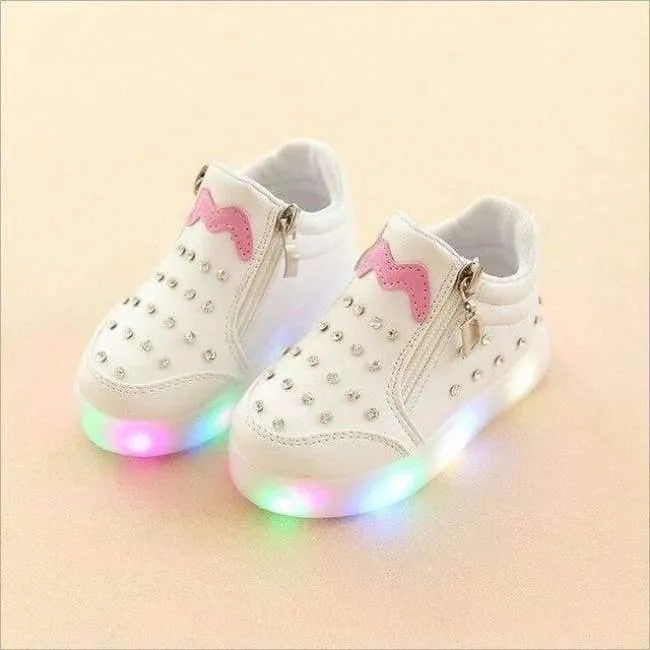 Mode beleuchtete bunte Kinderturnschuhe Kühle Babykleinkind-erste Wanderer der hohen Qualität beiläufige heiße Verkaufsbabyjungen-Mädchenschuhe