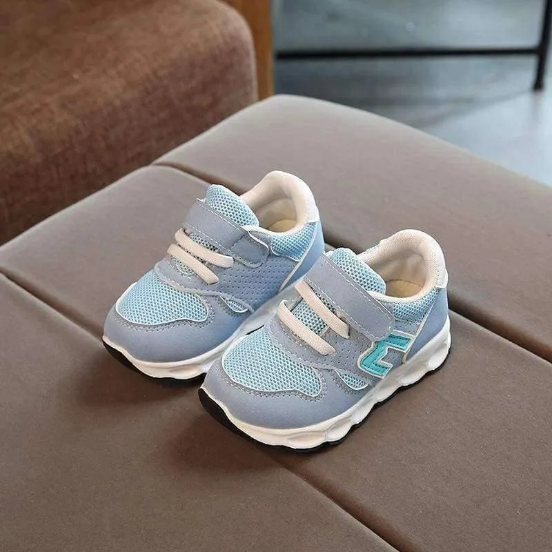 Atmungsaktive, leichte Sport-Baby-Sneaker, hochwertige Modeschuhe für Mädchen und Jungen, ausgezeichnete europäische Baby- und Kleinkindschuhe