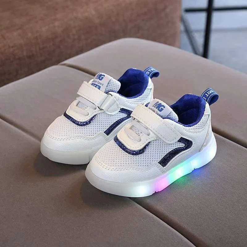 Schuhe atmungsaktive Baby erste Wanderer niedlich LED Patch Baby Jungen Mädchen Schuhe hochwertige Säuglings Tennis schöne Mädchen Jungen Schuhe