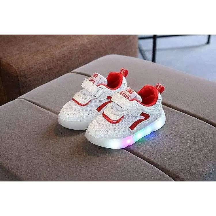 Schuhe atmungsaktive Baby erste Wanderer niedlich LED Patch Baby Jungen Mädchen Schuhe hochwertige Säuglings Tennis schöne Mädchen Jungen Schuhe