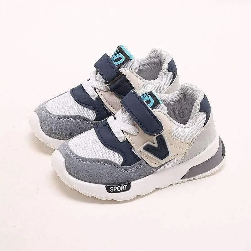 Patch coole Baby-Turnschuhe heiße Verkäufe atmungsaktive Sport Kleinkinder Baby Mode leichte Baby Mädchen Jungen Schuhe erste Wanderer