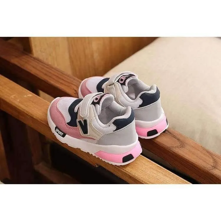 Patch coole Baby-Turnschuhe heiße Verkäufe atmungsaktive Sport Kleinkinder Baby Mode leichte Baby Mädchen Jungen Schuhe erste Wanderer