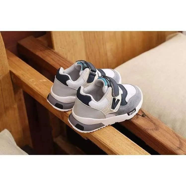 Patch coole Baby-Turnschuhe heiße Verkäufe atmungsaktive Sport Kleinkinder Baby Mode leichte Baby Mädchen Jungen Schuhe erste Wanderer