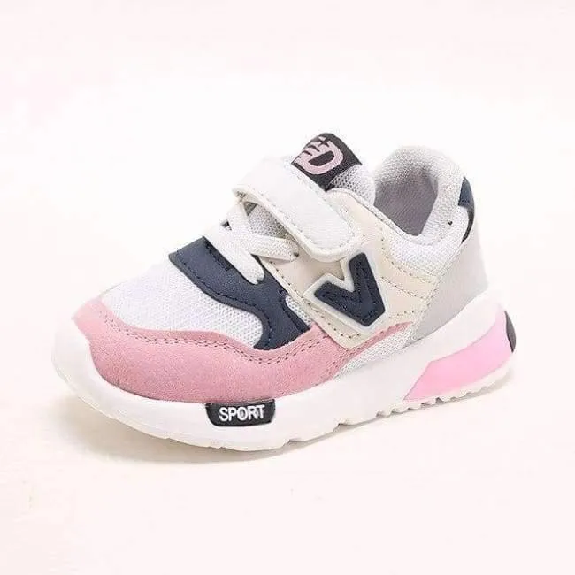 Patch coole Baby-Turnschuhe heiße Verkäufe atmungsaktive Sport Kleinkinder Baby Mode leichte Baby Mädchen Jungen Schuhe erste Wanderer